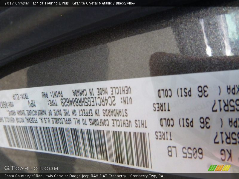 Granite Crystal Metallic / Black/Alloy 2017 Chrysler Pacifica Touring L Plus