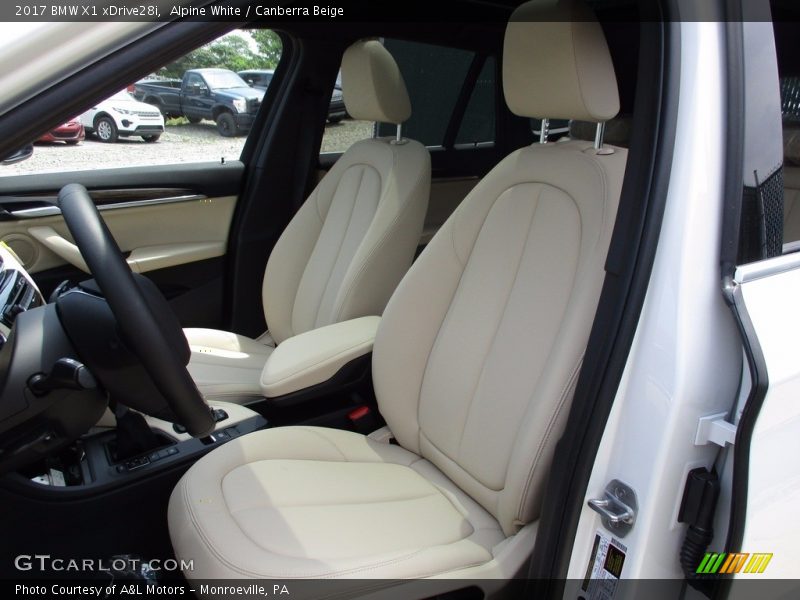 Alpine White / Canberra Beige 2017 BMW X1 xDrive28i