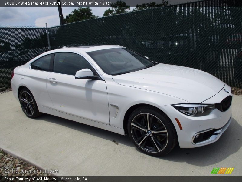 Alpine White / Black 2018 BMW 4 Series 440i xDrive Coupe
