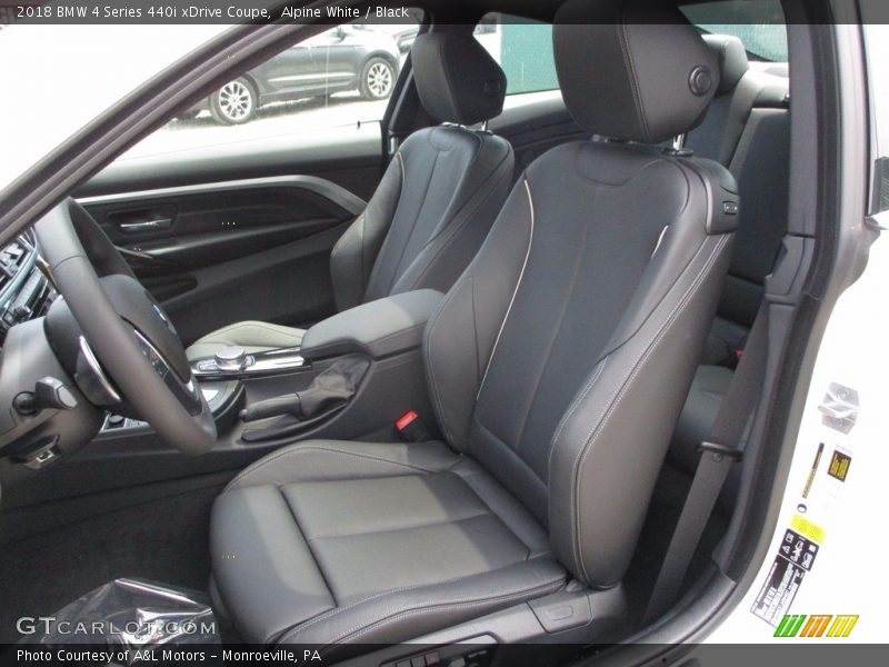 Front Seat of 2018 4 Series 440i xDrive Coupe