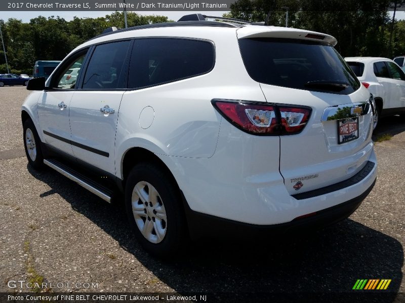 Summit White / Dark Titanium/Light Titanium 2017 Chevrolet Traverse LS