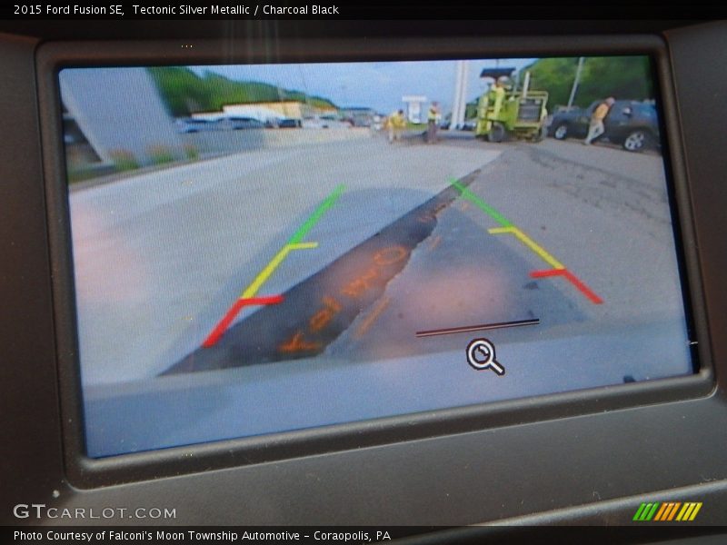 Tectonic Silver Metallic / Charcoal Black 2015 Ford Fusion SE