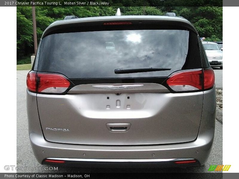 Molten Silver / Black/Alloy 2017 Chrysler Pacifica Touring L
