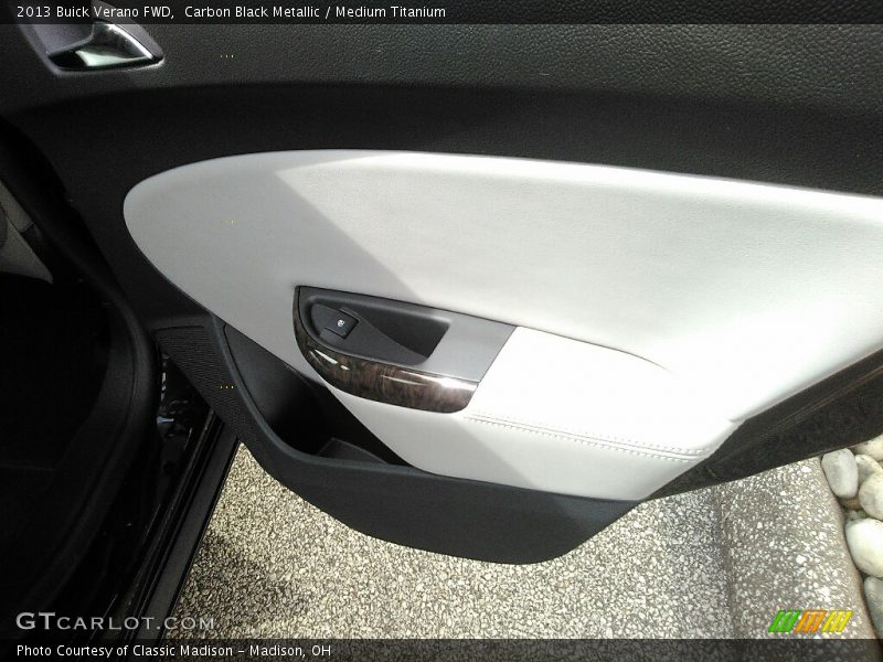 Carbon Black Metallic / Medium Titanium 2013 Buick Verano FWD