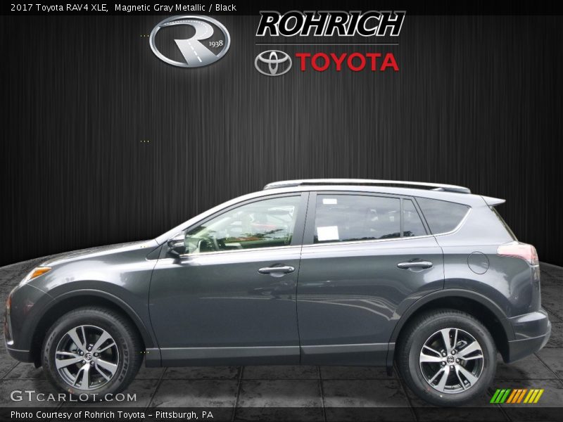 Magnetic Gray Metallic / Black 2017 Toyota RAV4 XLE