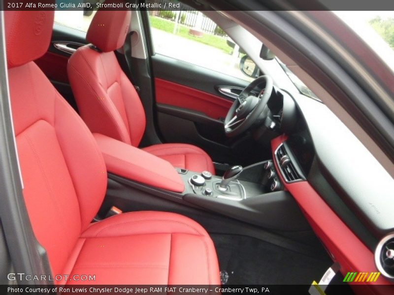 Stromboli Gray Metallic / Red 2017 Alfa Romeo Giulia AWD