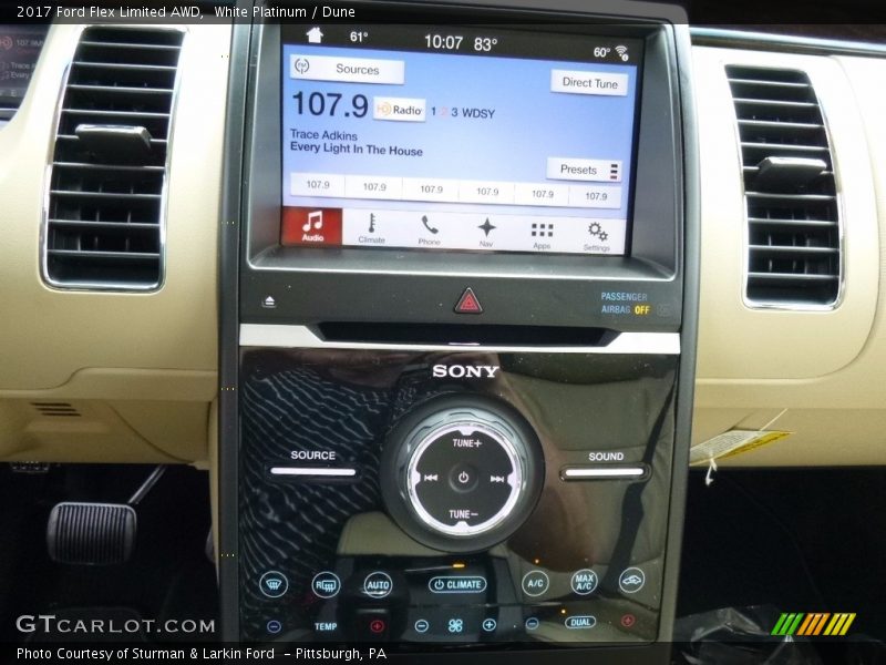 White Platinum / Dune 2017 Ford Flex Limited AWD