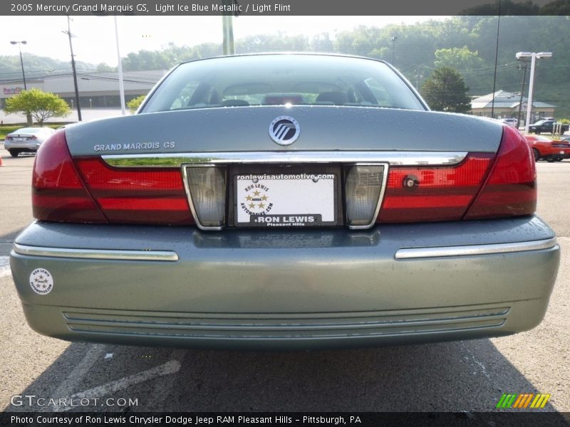 Light Ice Blue Metallic / Light Flint 2005 Mercury Grand Marquis GS