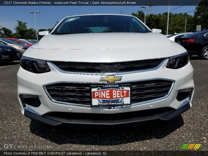 Iridescent Pearl Tricoat / Dark Atmosphere/Loft Brown 2017 Chevrolet Malibu Premier
