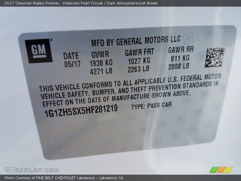 Iridescent Pearl Tricoat / Dark Atmosphere/Loft Brown 2017 Chevrolet Malibu Premier