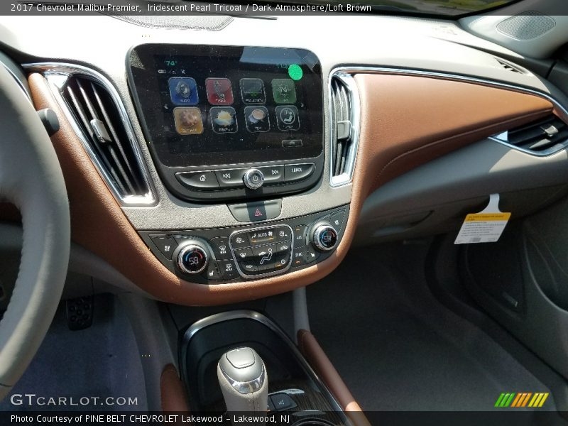 Iridescent Pearl Tricoat / Dark Atmosphere/Loft Brown 2017 Chevrolet Malibu Premier