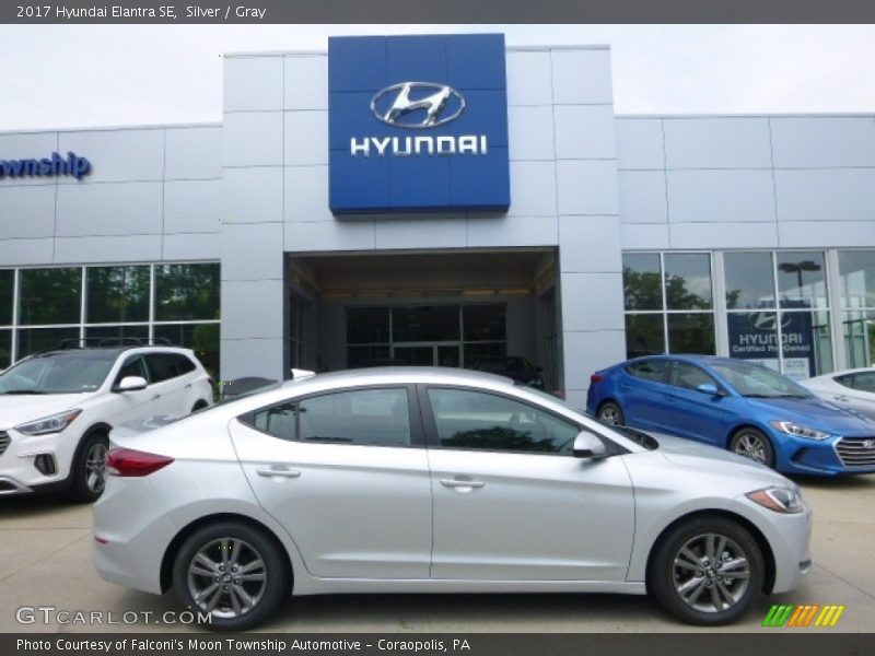 Silver / Gray 2017 Hyundai Elantra SE