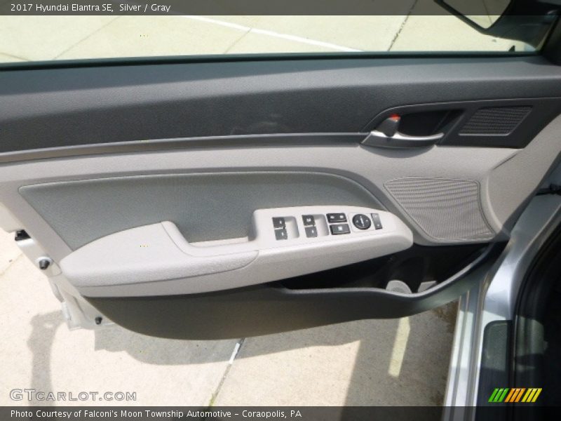 Silver / Gray 2017 Hyundai Elantra SE