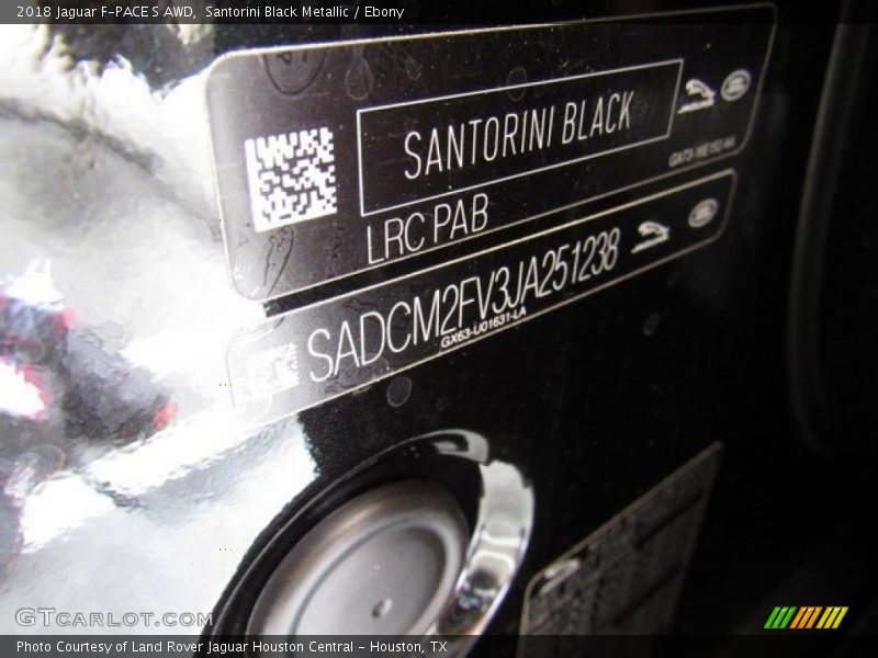 Santorini Black Metallic / Ebony 2018 Jaguar F-PACE S AWD