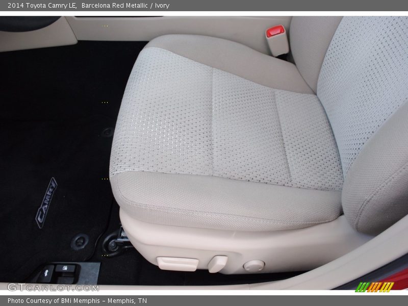 Barcelona Red Metallic / Ivory 2014 Toyota Camry LE