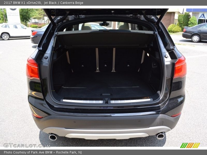 Jet Black / Canberra Beige 2017 BMW X1 xDrive28i