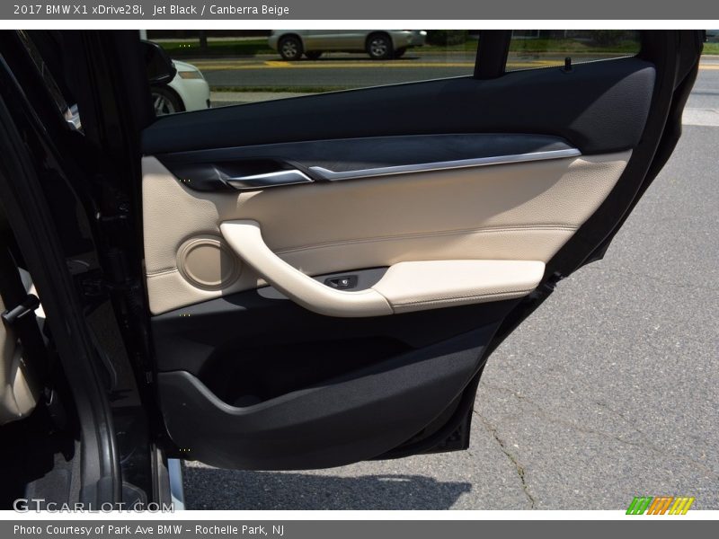 Jet Black / Canberra Beige 2017 BMW X1 xDrive28i