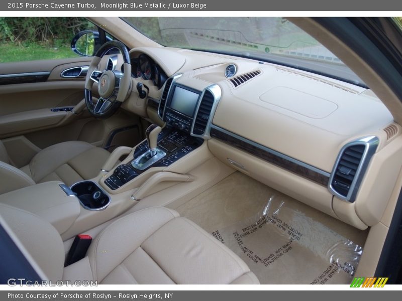 Moonlight Blue Metallic / Luxor Beige 2015 Porsche Cayenne Turbo