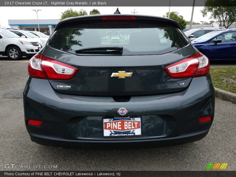 Nightfall Gray Metallic / Jet Black 2017 Chevrolet Cruze LT