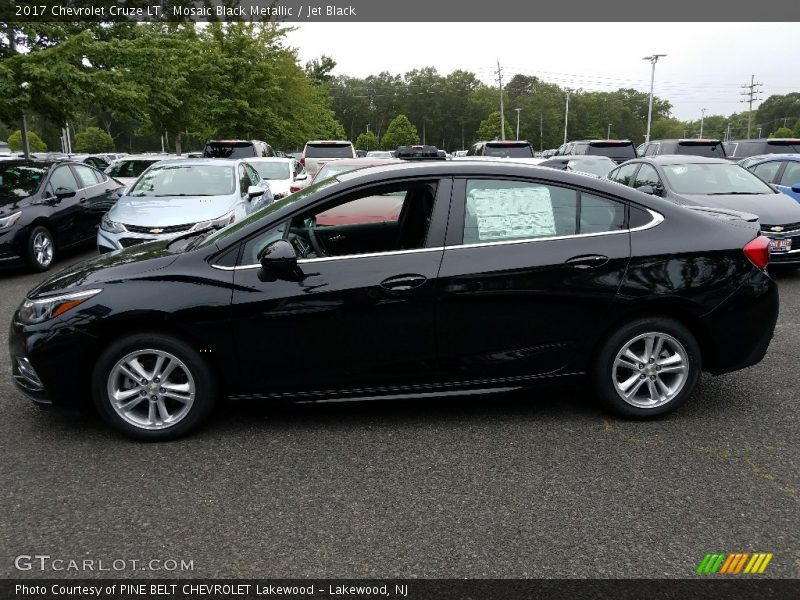 Mosaic Black Metallic / Jet Black 2017 Chevrolet Cruze LT