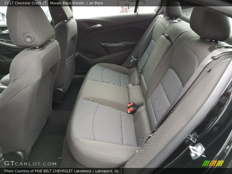 Mosaic Black Metallic / Jet Black 2017 Chevrolet Cruze LT