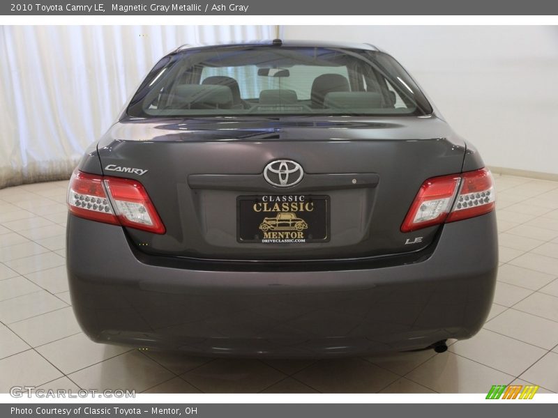 Magnetic Gray Metallic / Ash Gray 2010 Toyota Camry LE