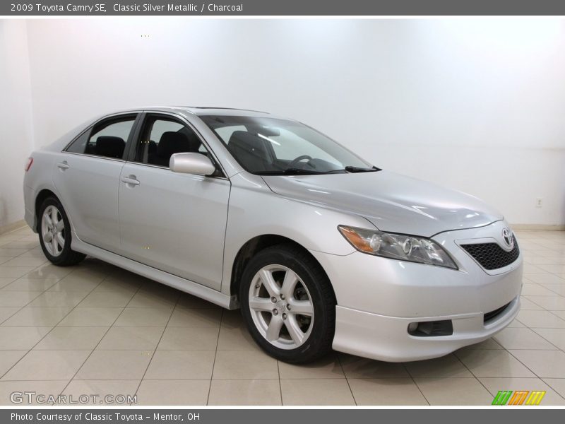 Classic Silver Metallic / Charcoal 2009 Toyota Camry SE