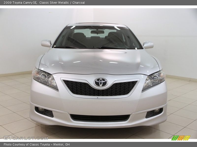 Classic Silver Metallic / Charcoal 2009 Toyota Camry SE