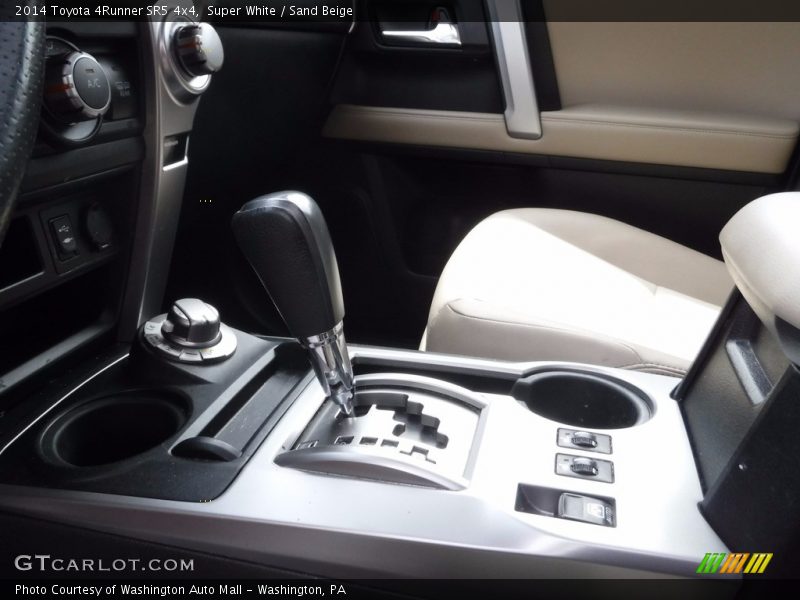Super White / Sand Beige 2014 Toyota 4Runner SR5 4x4