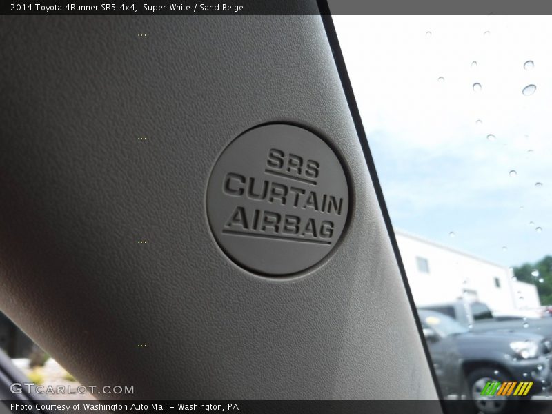 Super White / Sand Beige 2014 Toyota 4Runner SR5 4x4