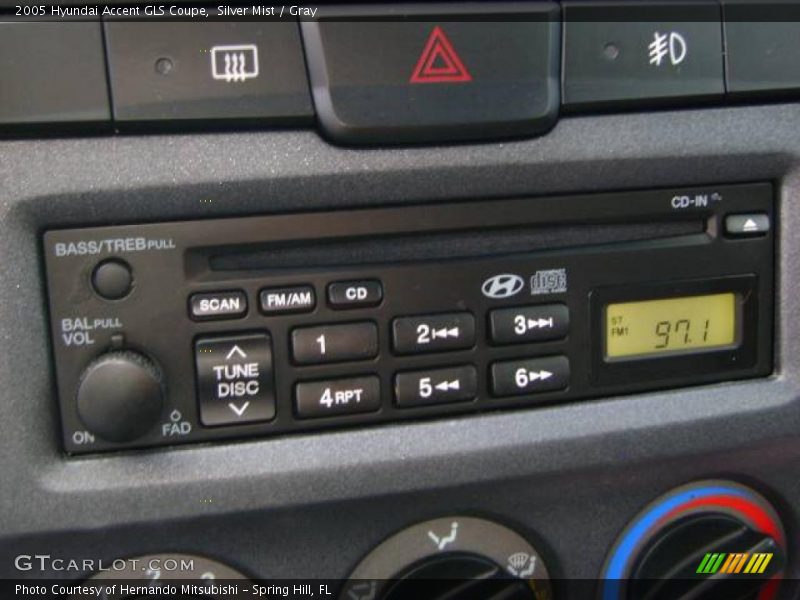 Silver Mist / Gray 2005 Hyundai Accent GLS Coupe