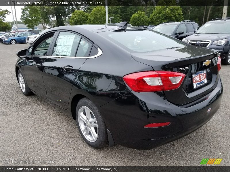 Mosaic Black Metallic / Jet Black 2017 Chevrolet Cruze LT