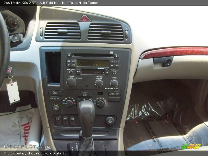 Ash Gold Metallic / Taupe/Light Taupe 2004 Volvo S60 2.5T