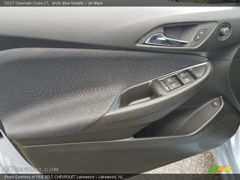 Arctic Blue Metallic / Jet Black 2017 Chevrolet Cruze LT