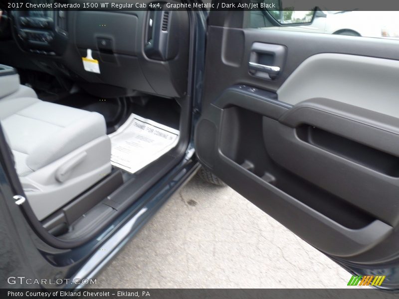 Graphite Metallic / Dark Ash/Jet Black 2017 Chevrolet Silverado 1500 WT Regular Cab 4x4