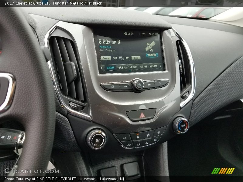 Tungsten Metallic / Jet Black 2017 Chevrolet Cruze LT