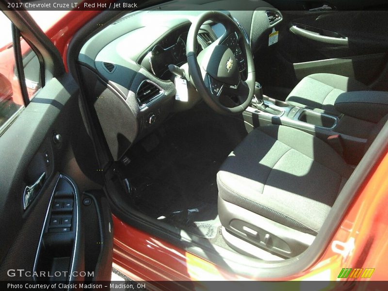 Red Hot / Jet Black 2017 Chevrolet Cruze LT