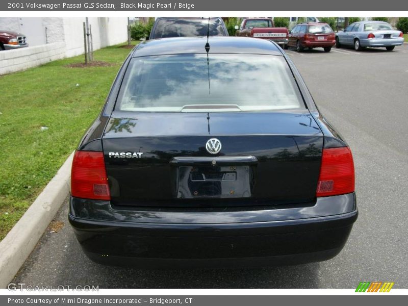 Black Magic Pearl / Beige 2001 Volkswagen Passat GLS Sedan