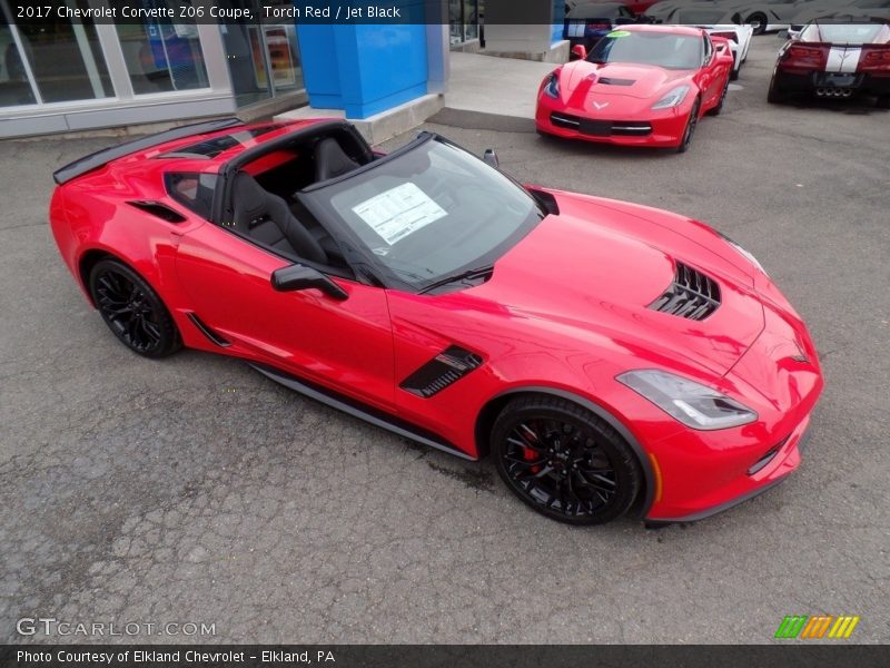 Torch Red / Jet Black 2017 Chevrolet Corvette Z06 Coupe