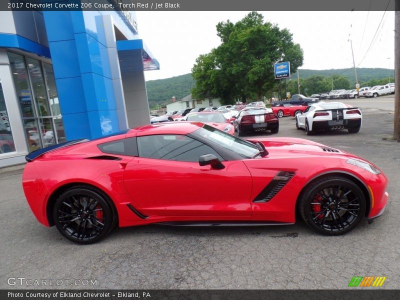 Torch Red / Jet Black 2017 Chevrolet Corvette Z06 Coupe