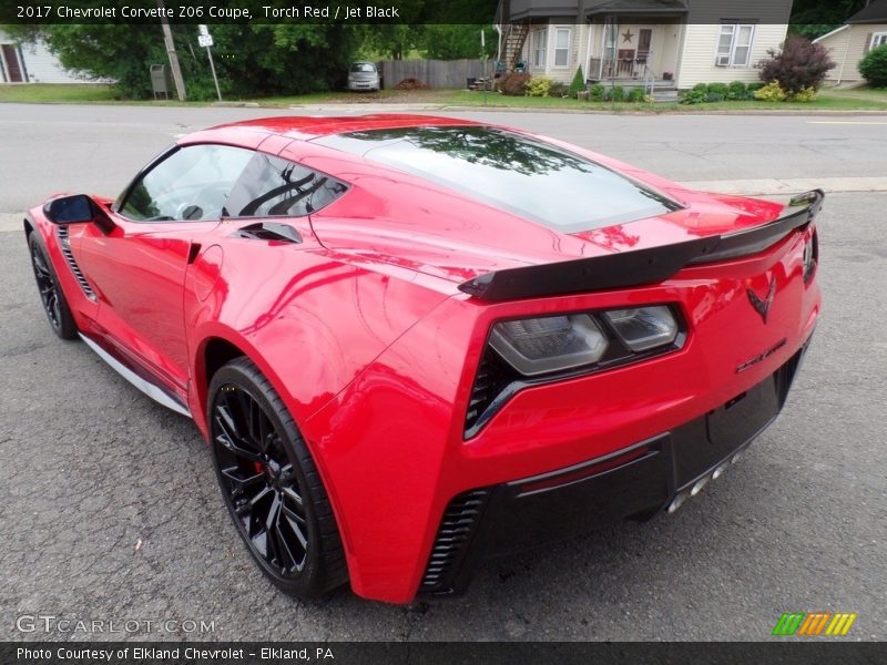 Torch Red / Jet Black 2017 Chevrolet Corvette Z06 Coupe