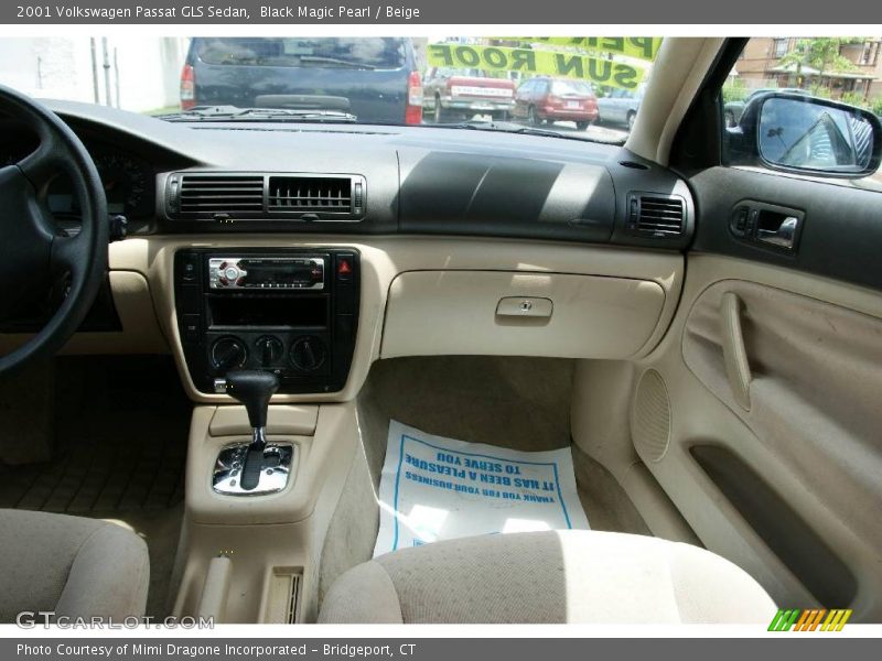 Black Magic Pearl / Beige 2001 Volkswagen Passat GLS Sedan