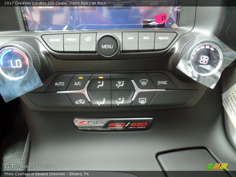 Controls of 2017 Corvette Z06 Coupe