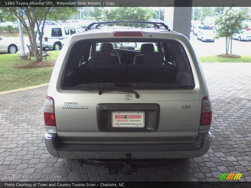 Millennium Silver Metallic / Gray 1999 Toyota 4Runner SR5