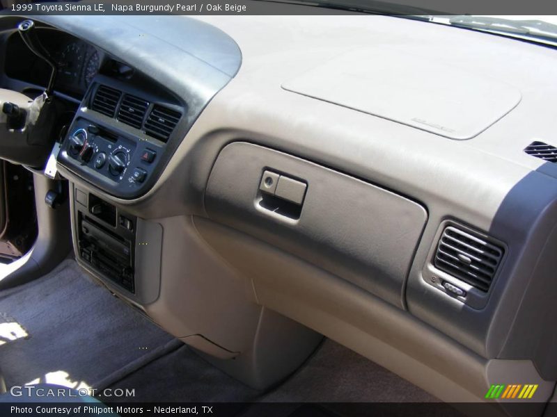 Napa Burgundy Pearl / Oak Beige 1999 Toyota Sienna LE