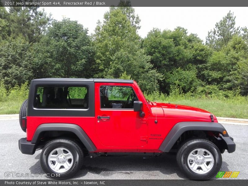 Firecracker Red / Black 2017 Jeep Wrangler Sport 4x4
