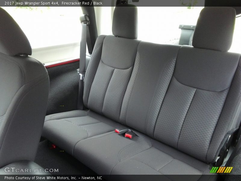 Firecracker Red / Black 2017 Jeep Wrangler Sport 4x4