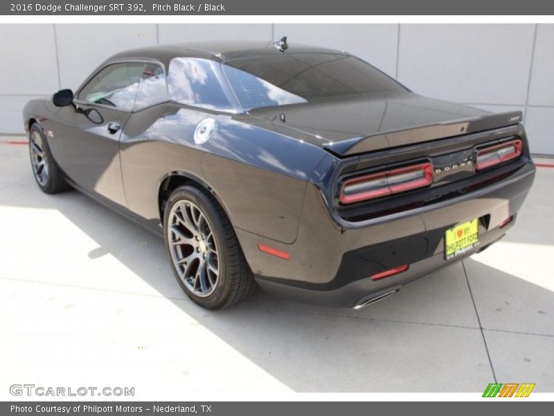 Pitch Black / Black 2016 Dodge Challenger SRT 392