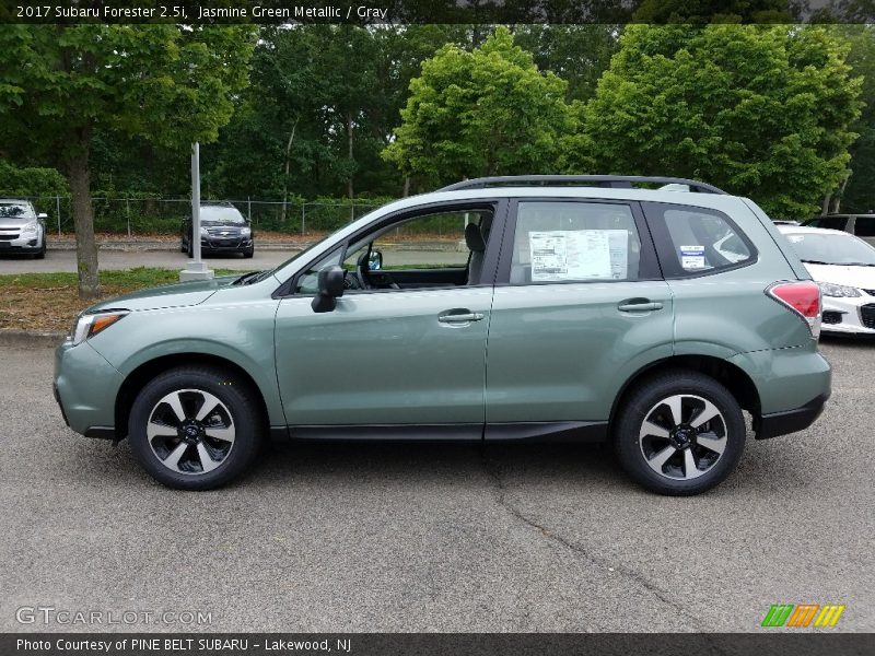 Jasmine Green Metallic / Gray 2017 Subaru Forester 2.5i