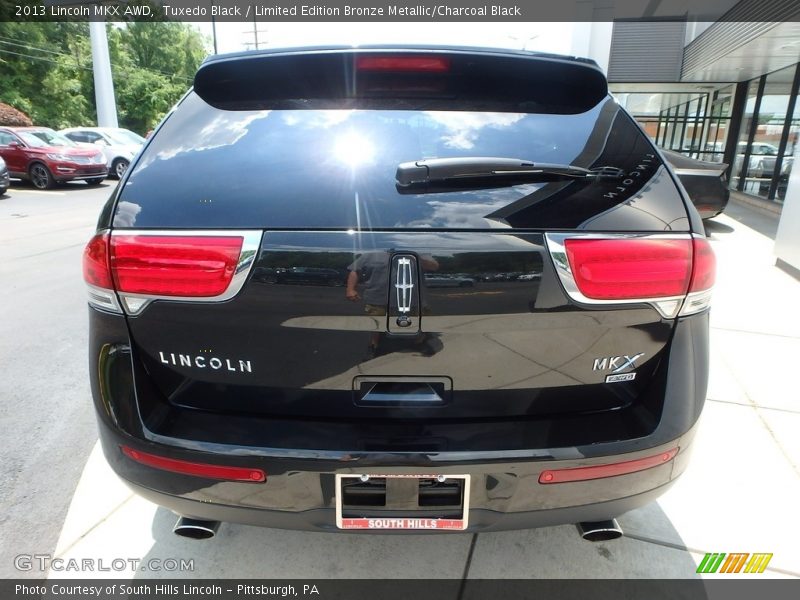 Tuxedo Black / Limited Edition Bronze Metallic/Charcoal Black 2013 Lincoln MKX AWD